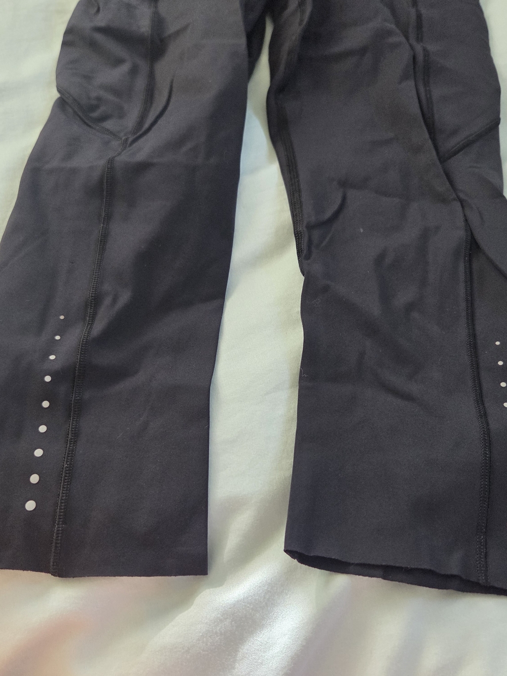 lululemon athletica Black Reflective Detail Leggings - Picture 2 of 9